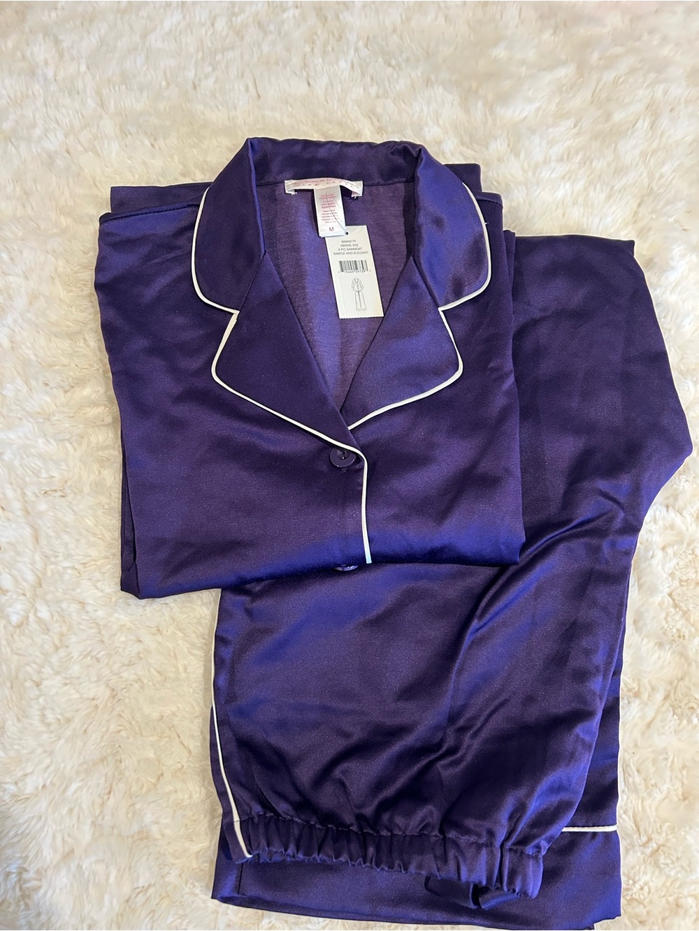 Oscar de la Renta Purple Satin Pajama Set with White Piping